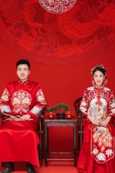 -黑马婚纱摄影