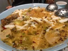 -姚姚酸菜鱼·金戈戈香港豉油鸡(喜荟城联名店)