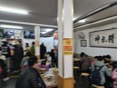 大堂-陈记卤煮小肠