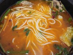 -妈妈故事米线(市府恒隆店)