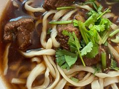 -清真吴记门钉肉饼·喜多利