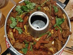 鲜烧虎皮鸡爪牛肉拼盘锅-李爆爆鲜烧牛肉馆(城市花园店)