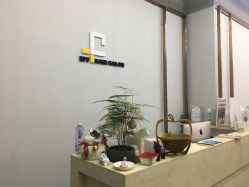 -茶发Salon·烫发染发理发