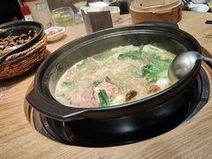 -一朵菌·野生菌探索家火锅(南亚店)