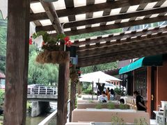 -Local泰莲庭(虹鳟鱼店)