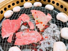 -蚂蚁洞·烤肉大营地(上海静安大悦城店)