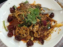 -拿渡·水煮鱼麻辣香锅(王府井奥莱·香江小镇店)