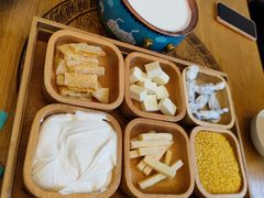 -哈啾嗨·新概念蒙餐(红星新城店)