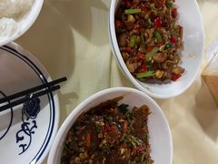 -笨罗卜浏阳菜馆(太平街店)