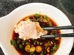 -老来福·非遗酸汤兔(凯旋路店)