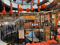 -嗨翻Hi-Fun竞技主题乐园·蹦床团建生日聚会(五棵松华熙店)