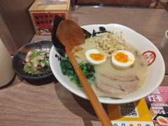 -无敌家现熬骨汤拉面(颐堤港店)