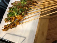-陈员外正宗夹江烧烤(广福路店)