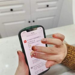 -雅洁美甲美睫
