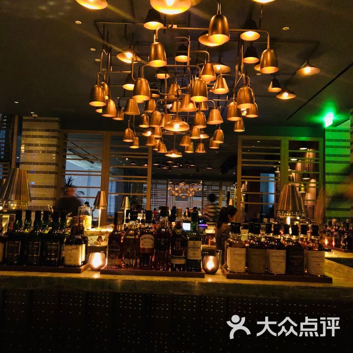 杭州柏悦潮酒吧图片