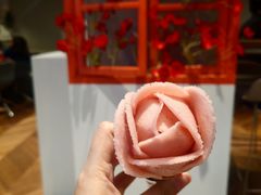 冰淇淋-潮一不贰·法式甜品·生日蛋糕·西式简餐(外滩店)