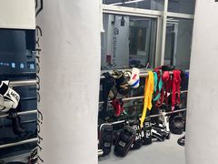 -EFL巴西柔术·综合格斗·泰拳·少儿体能训练(虹桥德必馆)