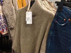 -H&M(鹏欣水游城店)