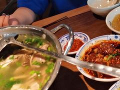 -肖四女乐山跷脚牛肉(世博源店)