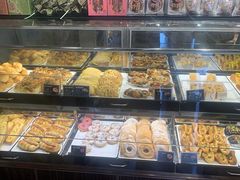 -Caidie Bakery采蝶轩(百越店)