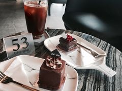 -UNI UNI(环亚凯瑟琳店)