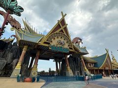 -七彩云南欢乐世界