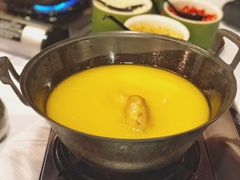 -鲜入围煮花胶鸡海鲜火锅