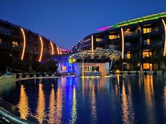 -上海滴水湖皇冠假日酒店