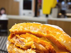 小炒肉风味麦辣鸡腿汉堡-麦当劳(健德桥得来速店)