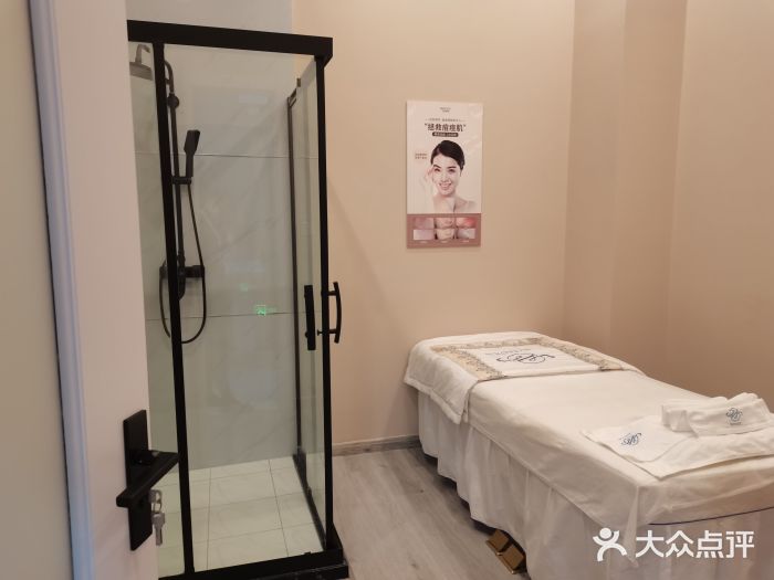 菩羽·专业美胸·连锁养护中心(绿宝广场店)图片