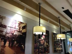 大堂-百事佳烧鸭牛腩(上海虹桥站店)