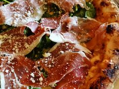 凯撒沙拉配咸鸭肉-SMOKI & CO(五大道店)