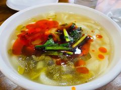 浆水鱼鱼-三羊居食府(文艺路店)