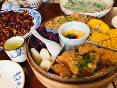 -黄桷树曹家私房菜(江与城店)