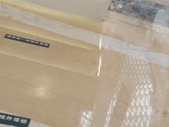 -银泰百货(厦门国贸中心店)