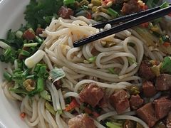 -湖南牛肉特色粉面(华屏路店)