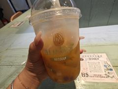 -杏甜品(尖沙咀加拿分道店)