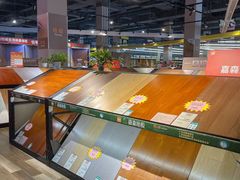 -百安居装修建材卖场(南山店)