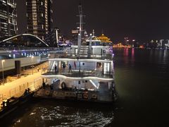 -黄浦江游览十六铺3号码头网红自助餐