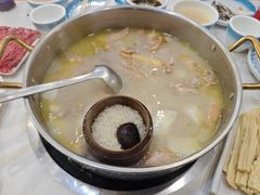 -朴小妹人参鸡汤火锅(长白山万达店)