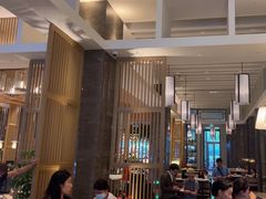 -上海前滩香格里拉大酒店