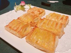 松花鳕鱼酥-T館·花园艺术餐厅