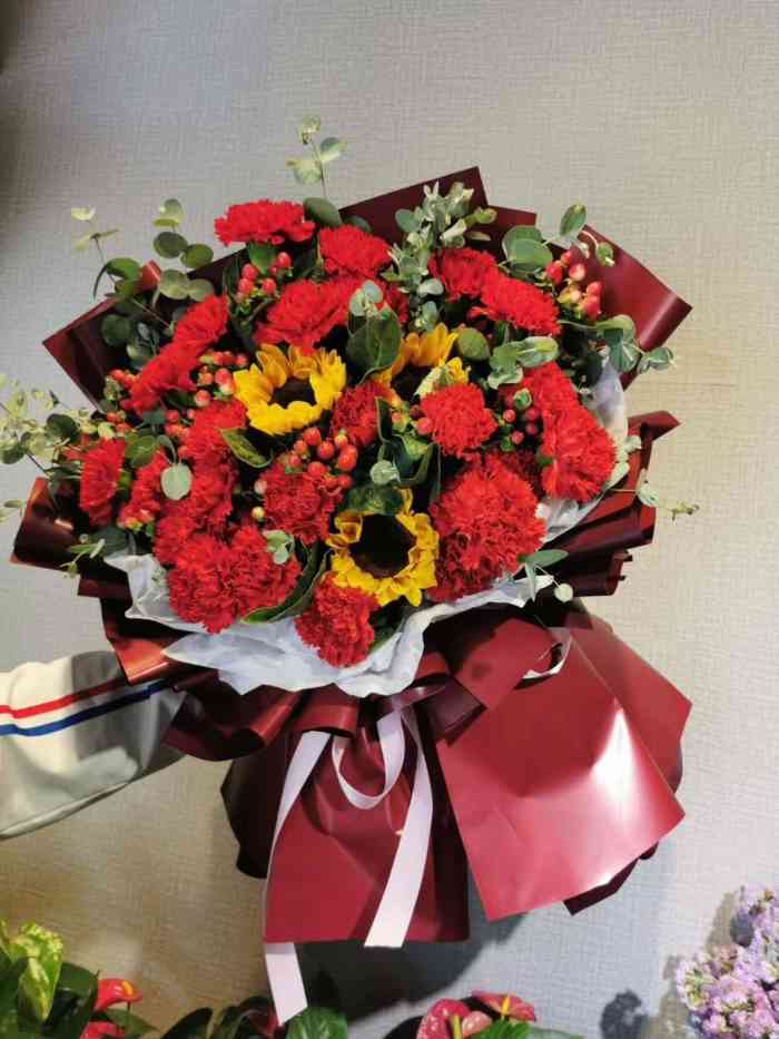 打分 很满意的一束生日花,母上大人很开心! 性价比高