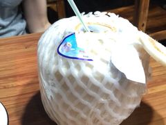 -三亚火车头万人海鲜广场