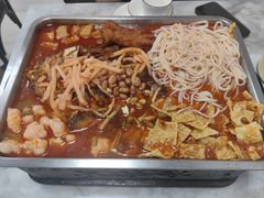 -在巷子里的烤肉店·螺蛳粉烤鱼·牛蛙(和美城店)