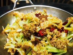 -龚兴城鱼羊吉·家传湖北菜(苗栗路总店)