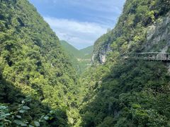 -蝶舞清江·恩施地心谷景区