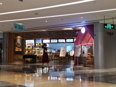 -银泰百货(厦门国贸中心店)