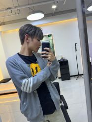 -V7 HAIR SALON