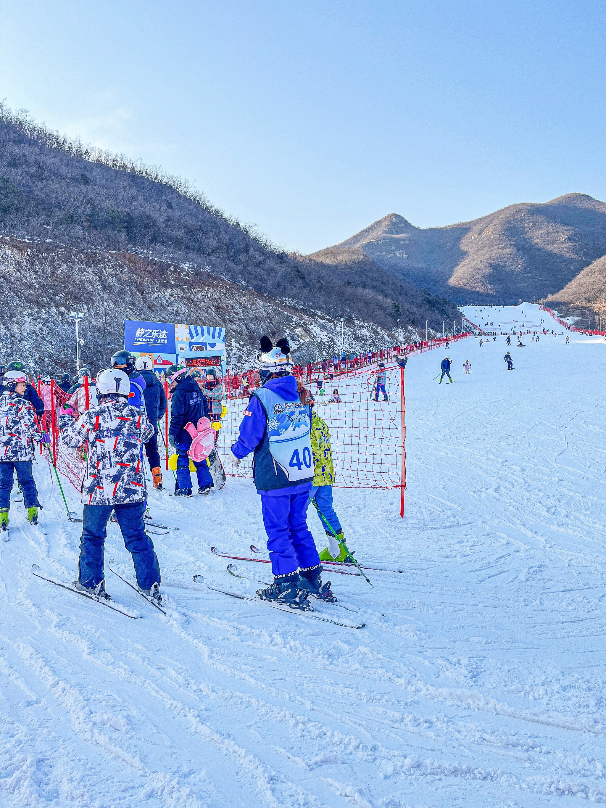 静之湖滑雪冬令营图片